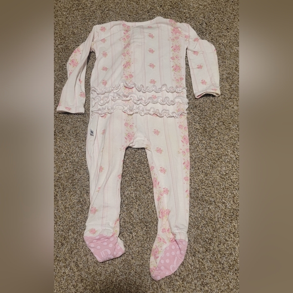 Bums And Roses Floral Sleeper - Picture 2 of 3